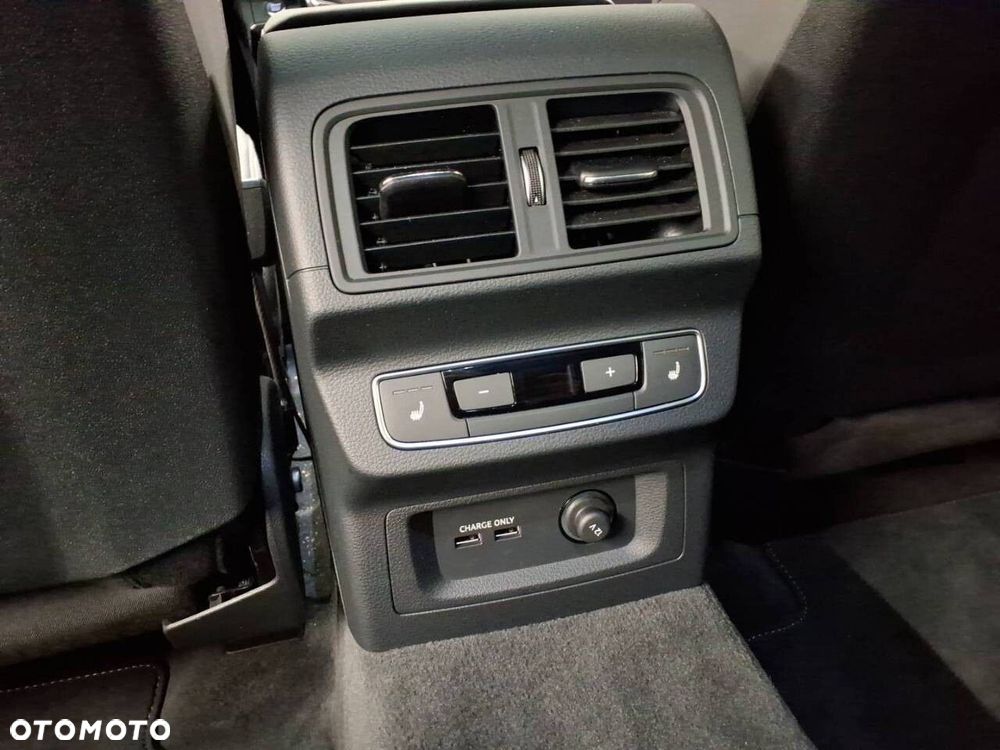 Audi Q5 Sportback - 18