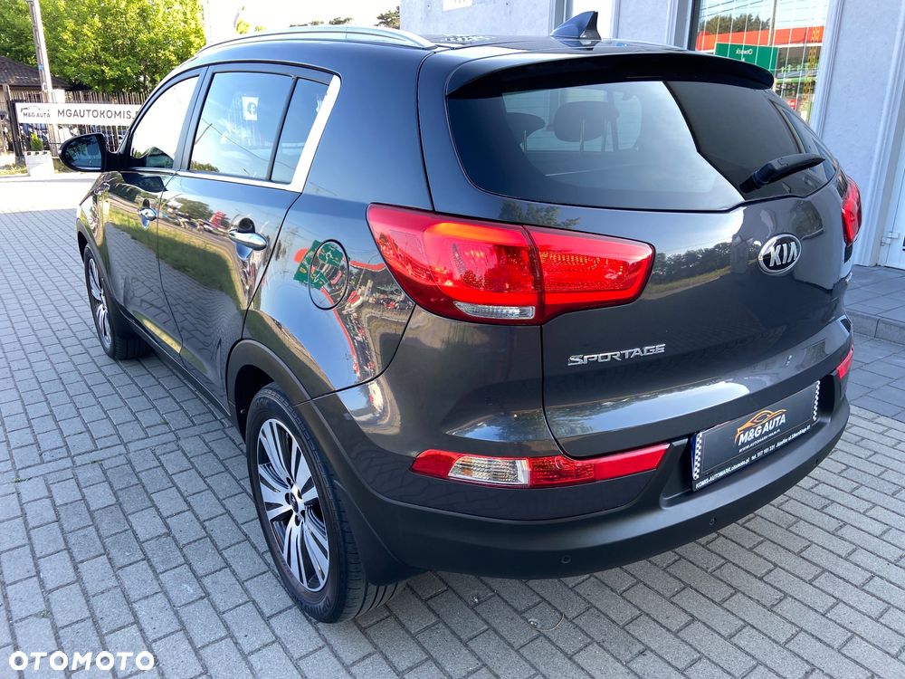 Kia Sportage 2.0 CRDI AWD Dream-Team Edition - 4