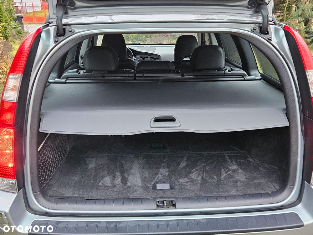 Volvo V70 2.4 Summum - 26