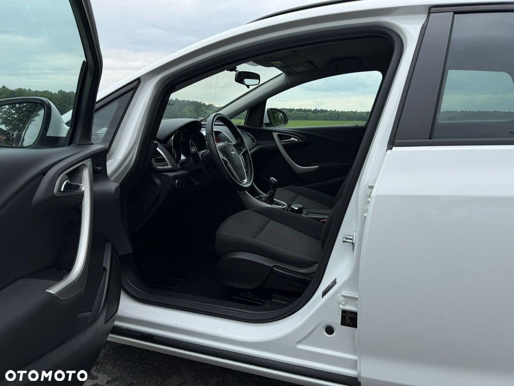 Opel Astra 1.4 Turbo ENERGY - 28