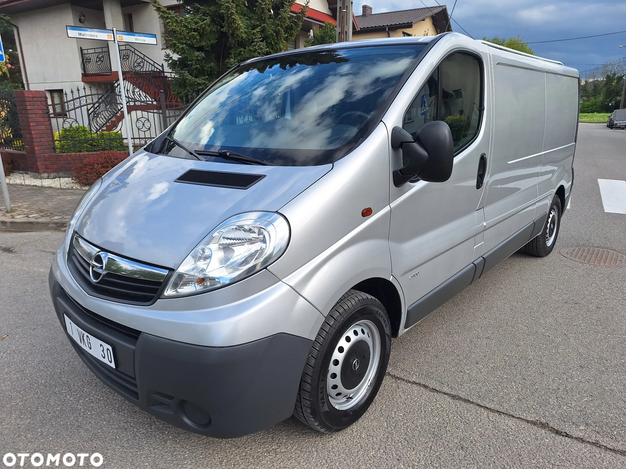 Opel Vivaro - 2