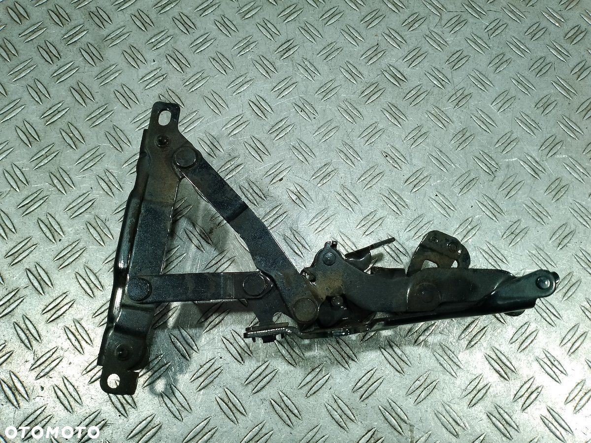 ZAWIAS MASKI PRAWY MAYBACH X222 A2228800228 - 4