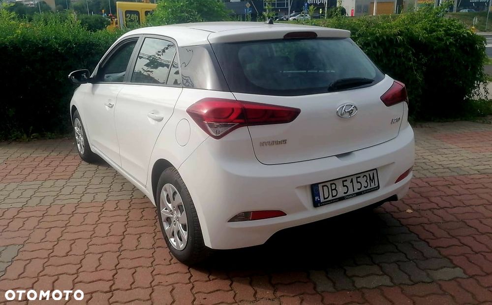 Hyundai i20 1.2 YES Gold - 19