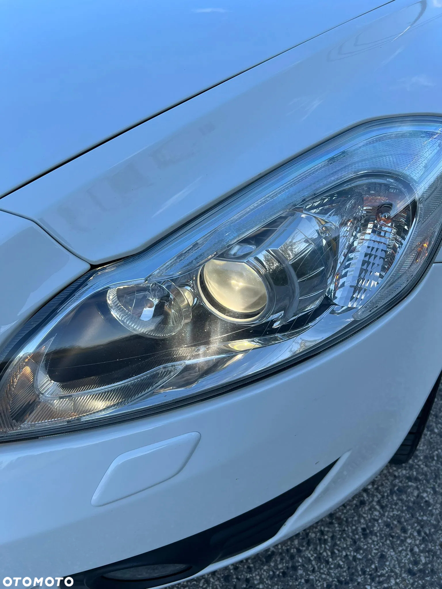 Volvo C70 2.0D Momentum - 8