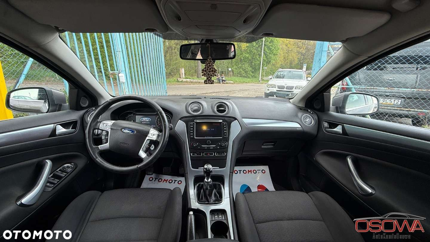 Ford Mondeo - 13