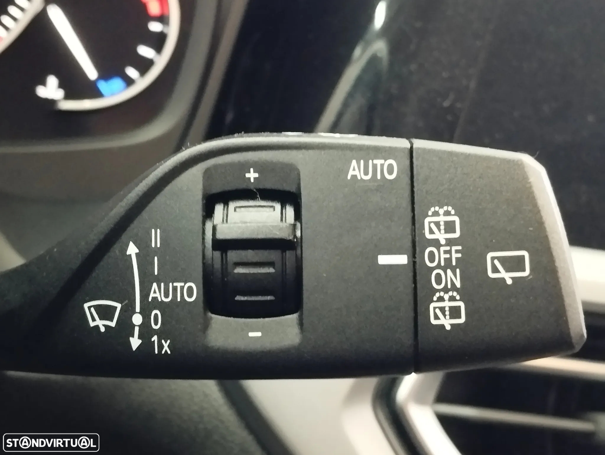 BMW 318 d Touring - 25