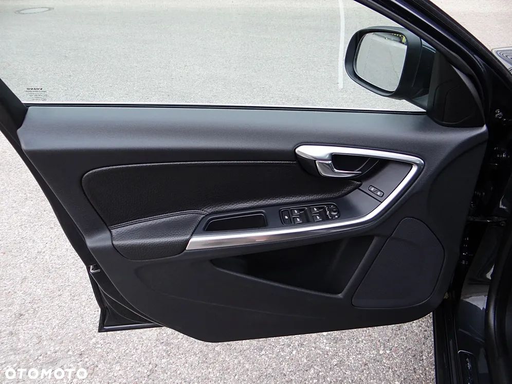 Volvo S60 D3 Summum - 22