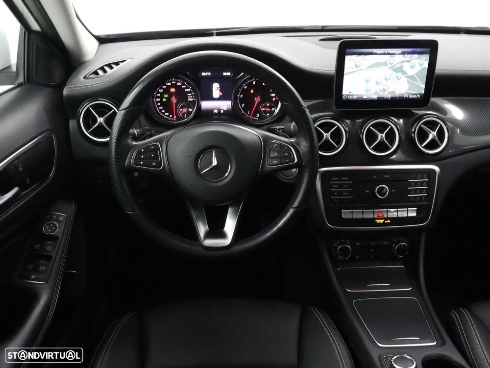 Mercedes-Benz GLA 200 AMG Line Aut. - 14