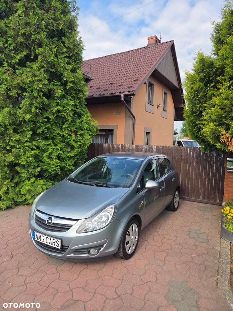 Opel Corsa 1.4 16V Cosmo - 5