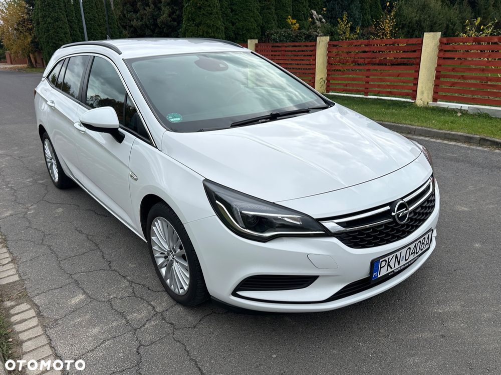 Opel Astra 1.6 D (CDTI) Sports Tourer Selection - 16