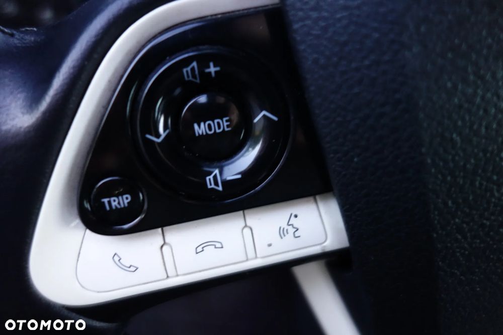 Toyota Prius 1.8 Hybrid Prestige - 26