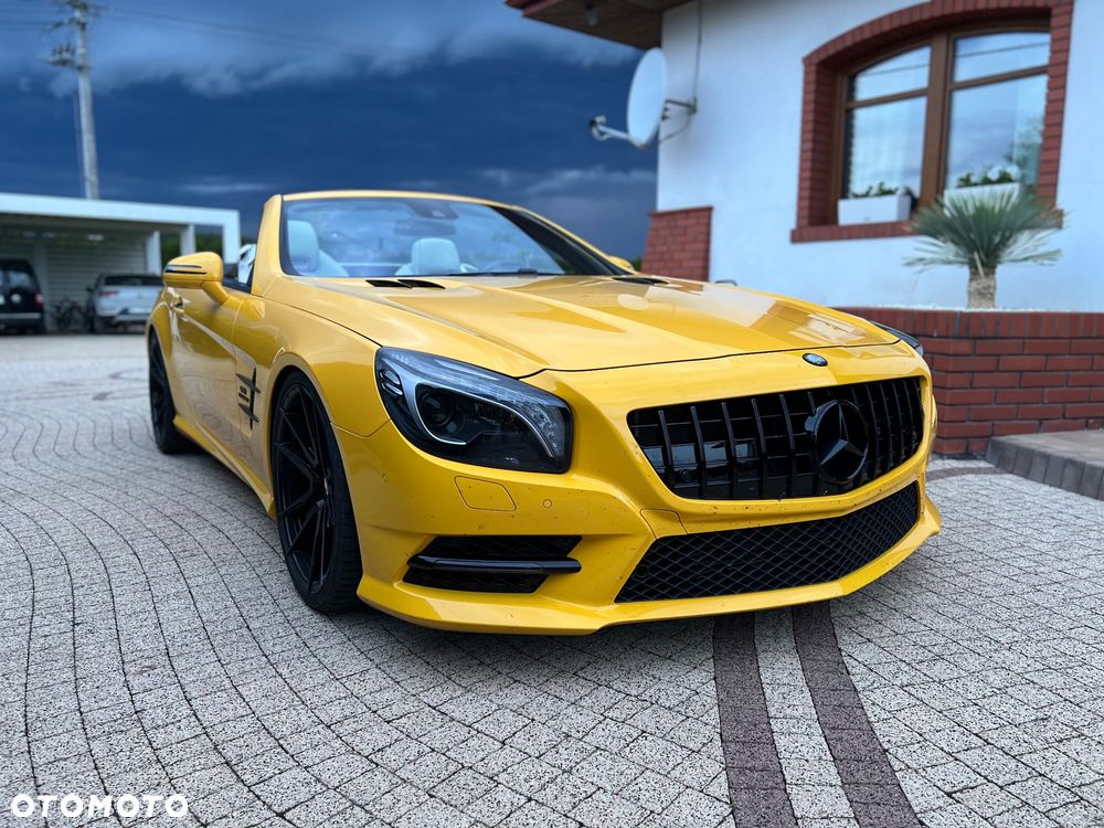 Mercedes-Benz SL - 24