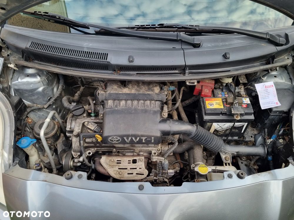 Toyota Yaris 1.3 VVT-i Cool - 17