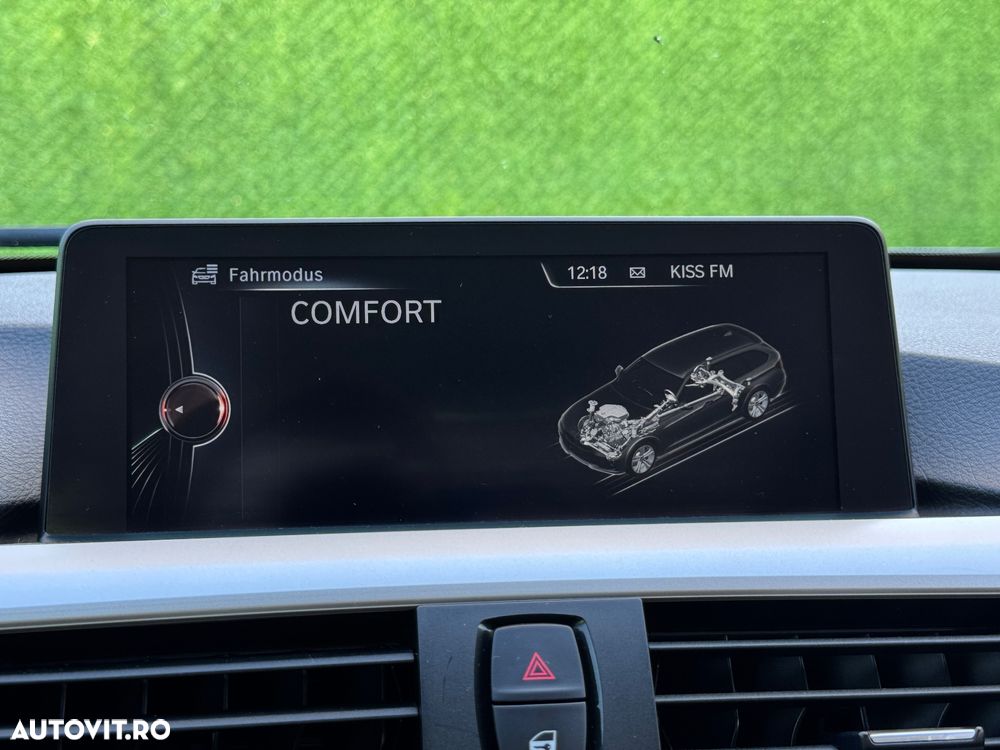 BMW Seria 3 320d Aut. Efficient Dynamics Edition - 32