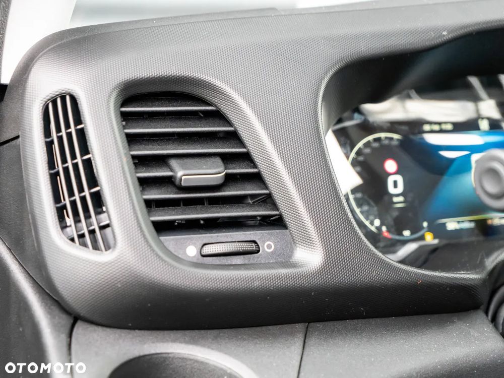 Iveco Daily 35C18HD doka ze skrzynią fabryczną - 13