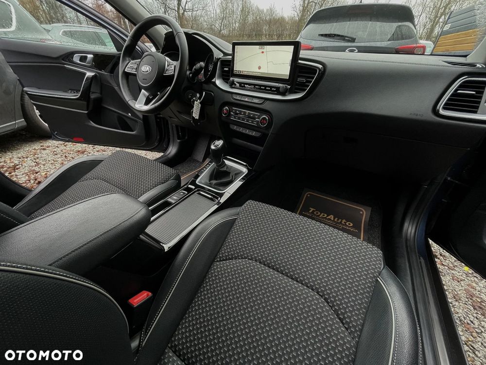 Kia XCeed 1.4 T-GDI L Business Line - 14