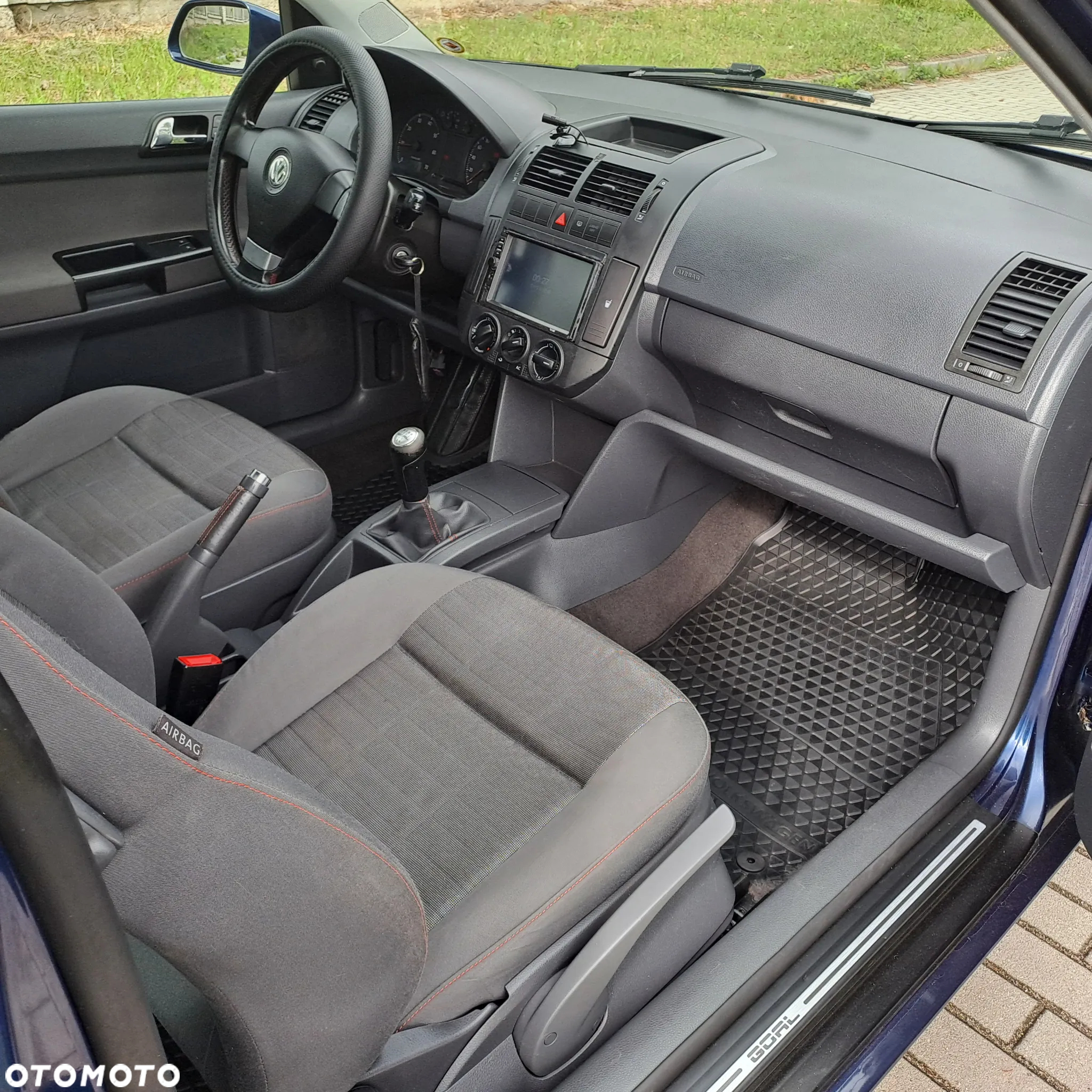 Volkswagen Polo - 8