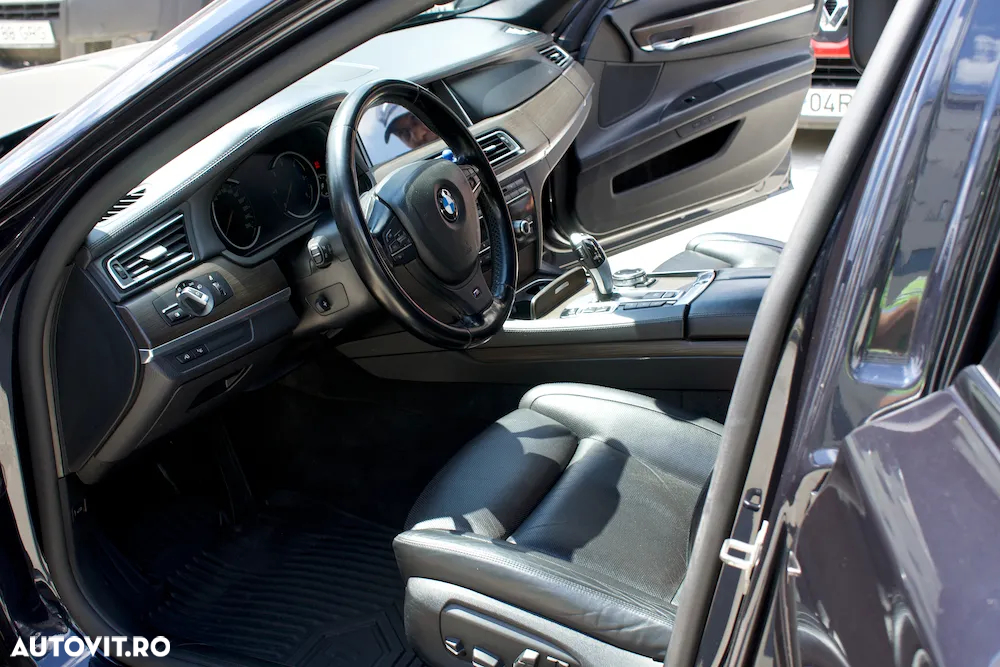 BMW Seria 7 750d xDrive - 8