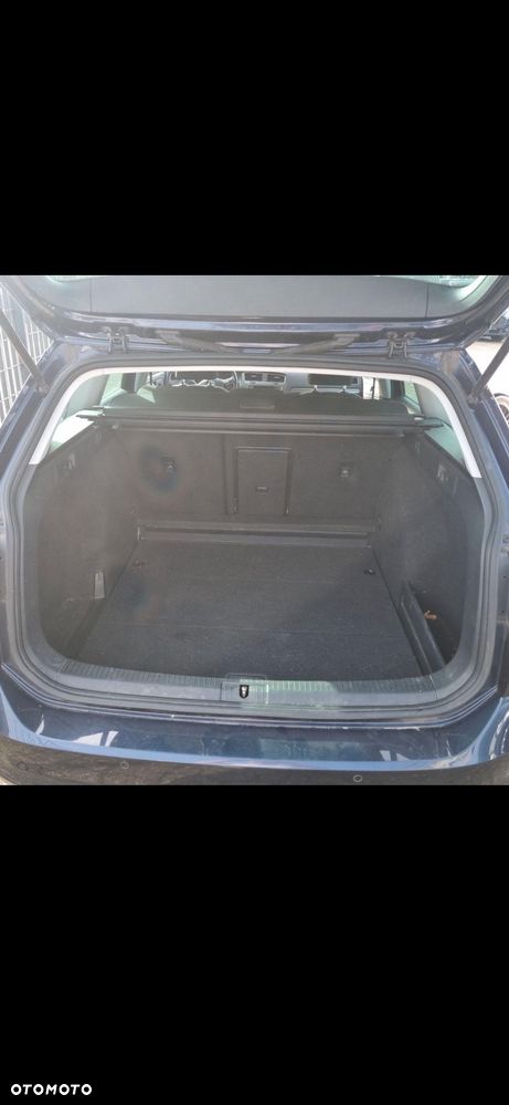 Volkswagen Golf 1.6 TDI BlueMotion Technology Comfortline - 11