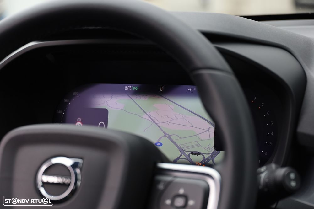 Volvo XC 40 2.0 B3 Core - 22