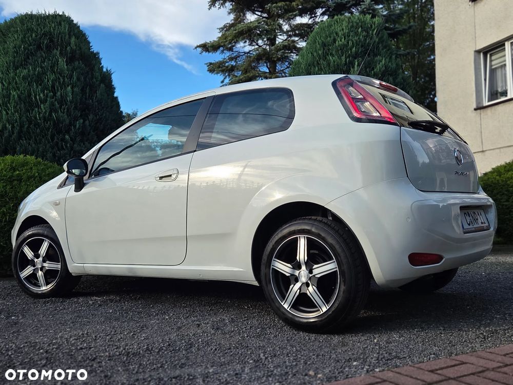 Fiat Punto Evo 1.2 8V Easy - 23