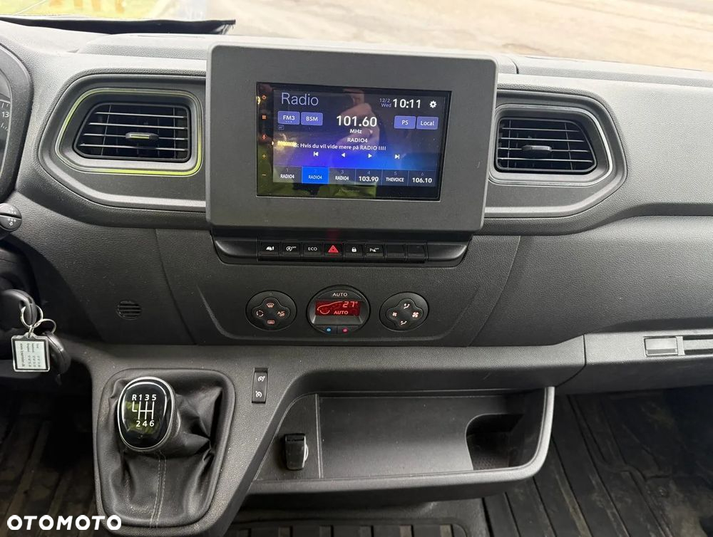 Nissan NV400 - 18