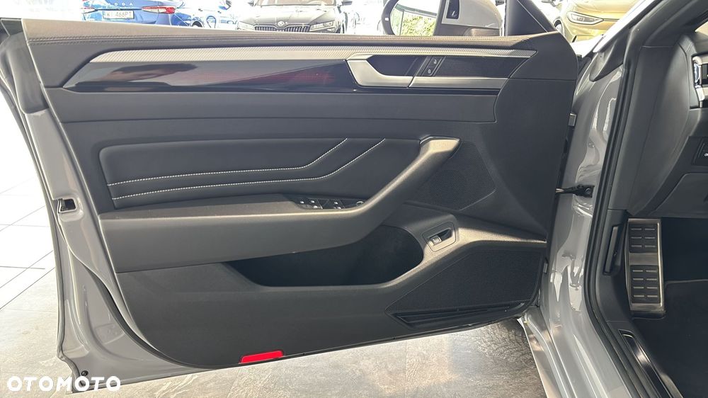 Volkswagen Arteon 2.0 TSI R-Line DSG - 11
