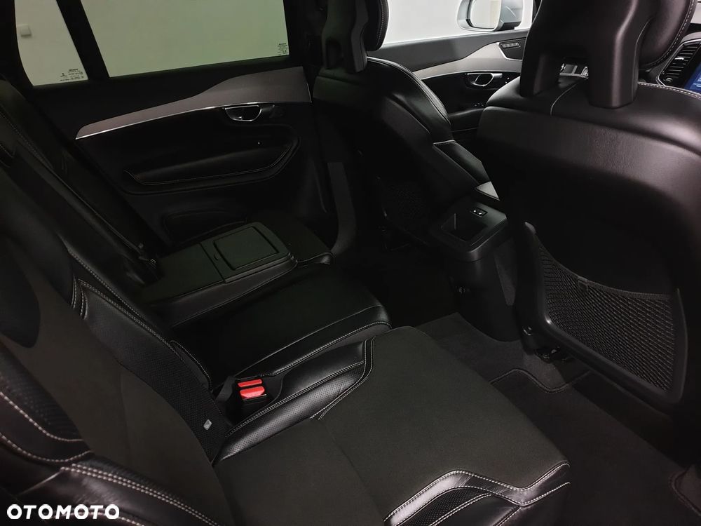 Volvo XC 90 D5 AWD R-Design - 40
