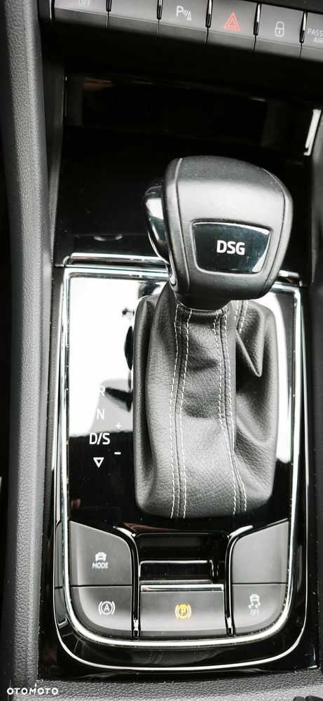 Skoda Karoq 1.5 TSI ACT 4x2 Sportline DSG - 11