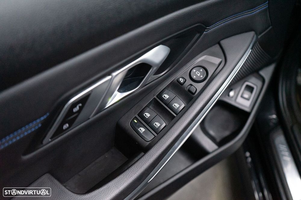 BMW 320 e Pack M Auto - 22