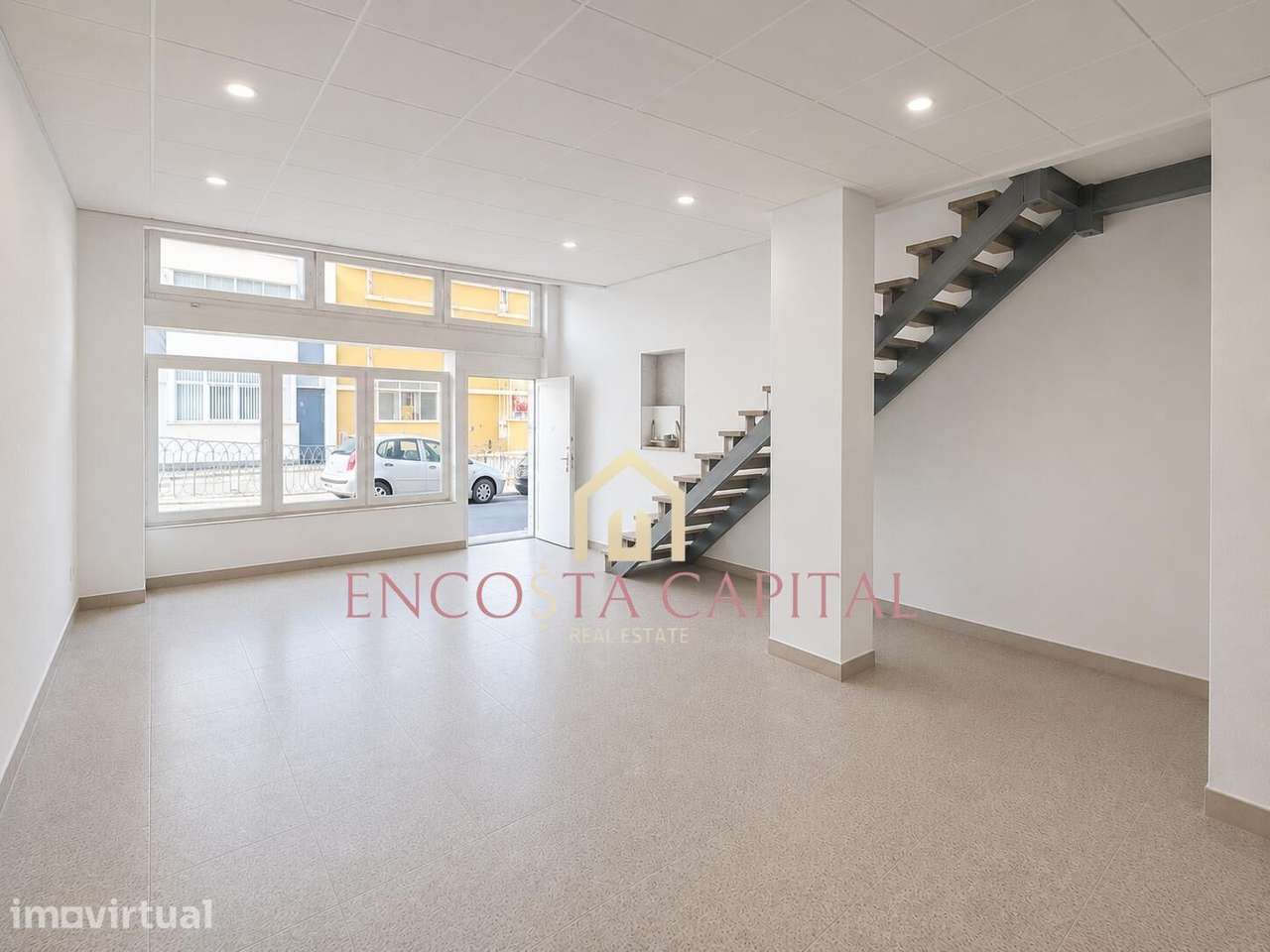 Apartamento T2 com mezanime Sacavém - Grande imagem: 2/21