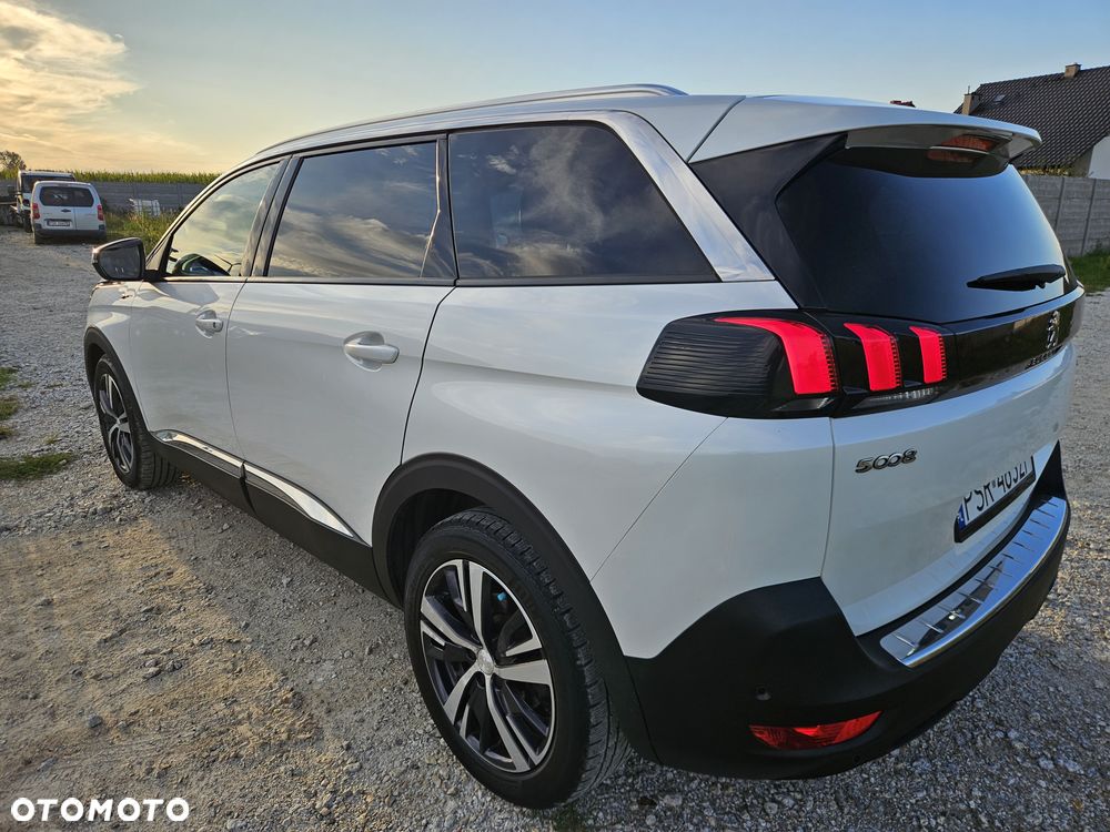 Peugeot 5008 - 13