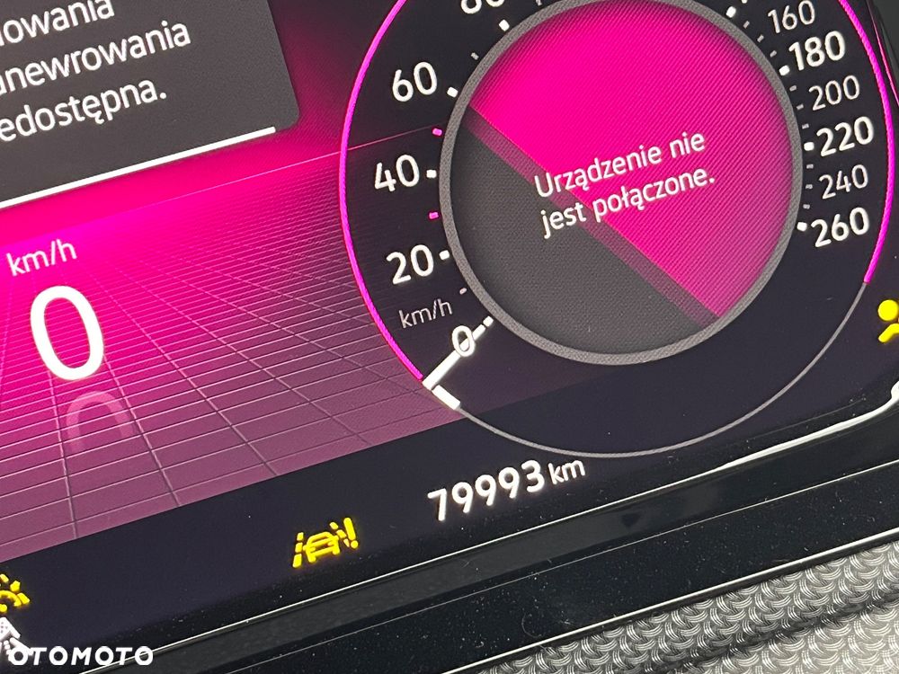 Volkswagen Golf 1.5 eTSI OPF DSG R-Line - 11