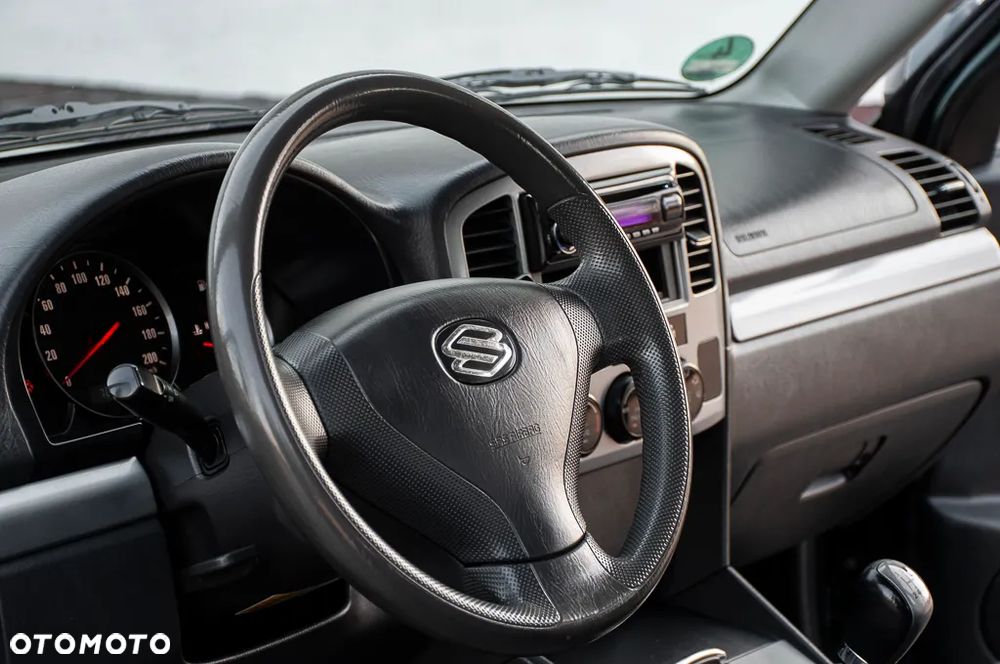 Suzuki Grand Vitara 1.6 Comfort Style - 16