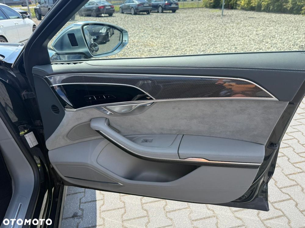 Audi S8 TFSI mHEV Quattro Tiptr - 27