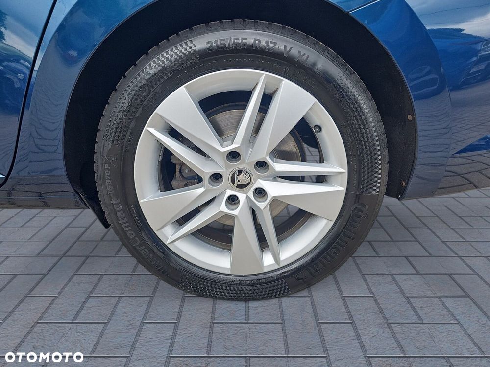 Skoda Superb 2.0 TDI DSG L&K - 36