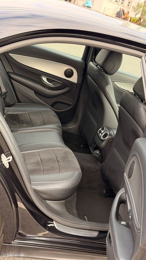 Mercedes-Benz E 220 d AMG Line - 24