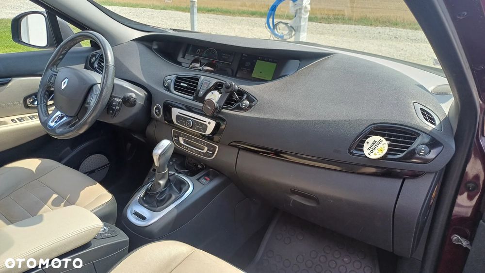 Renault Scenic - 9