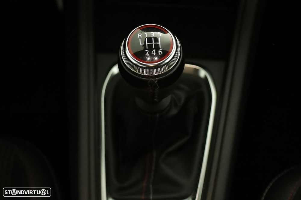 Renault Captur 1.0 TCe RS Line - 14