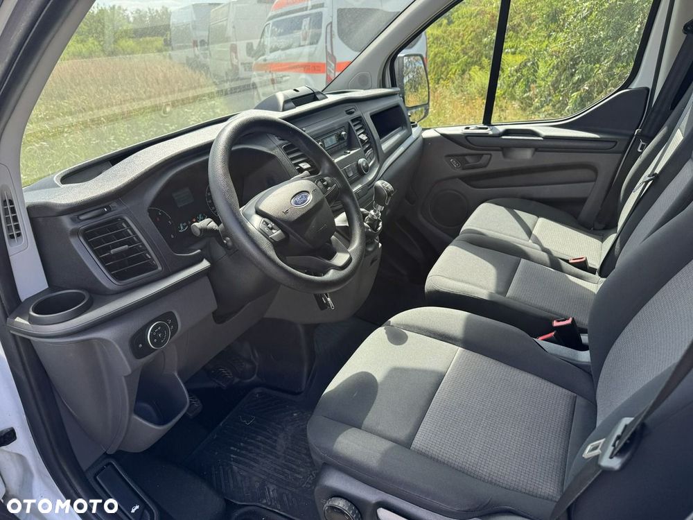 Ford Transit Custom - 10