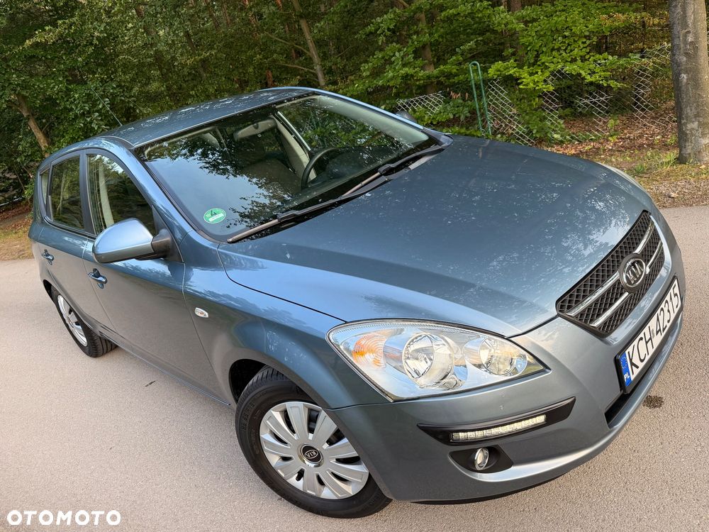 Kia Ceed 1.4 Comfort - 12