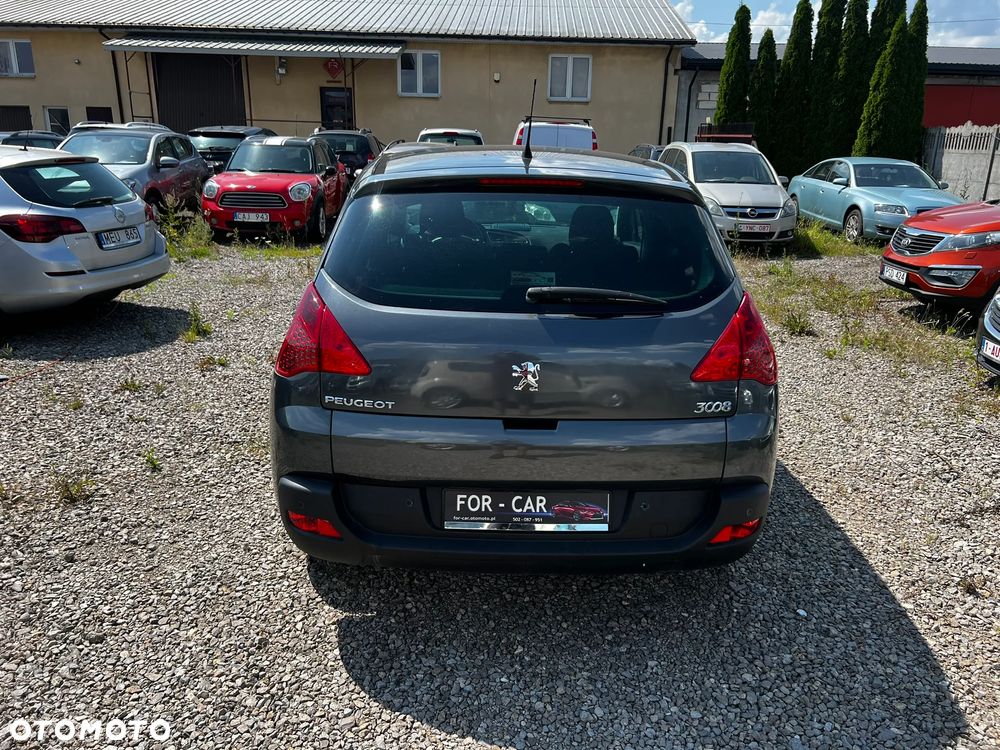 Peugeot 3008 1.6 HDi Premium - 10
