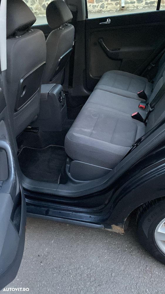 Volkswagen Golf Plus 1.9 TDI DSG Tour - 10