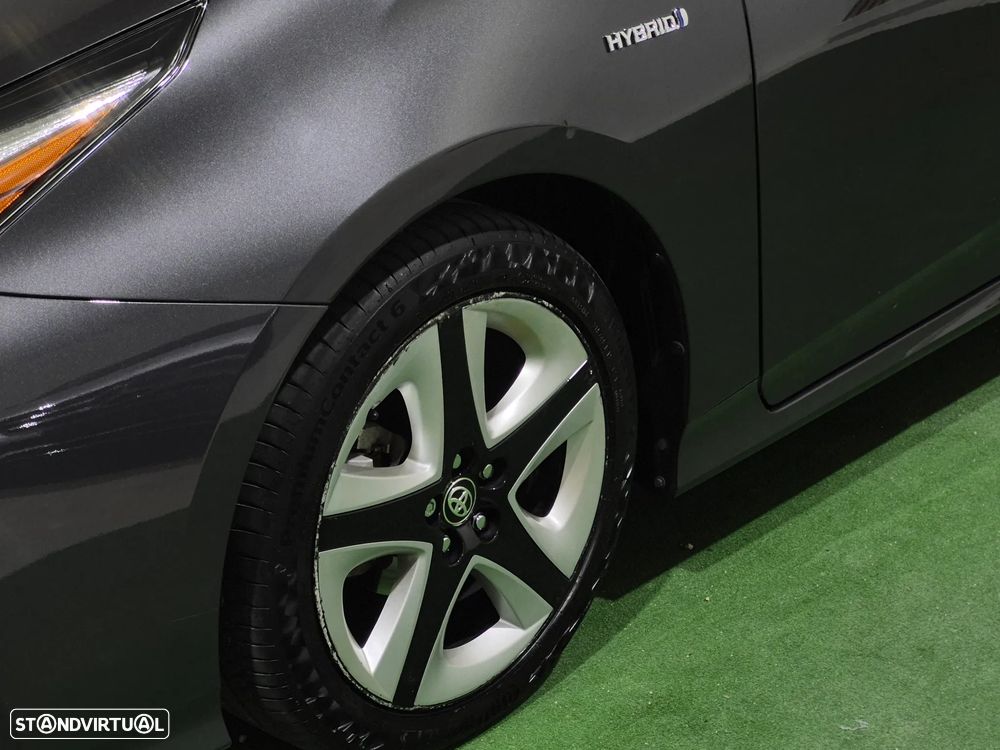 Toyota Prius 1.8 Luxury Pele - 4