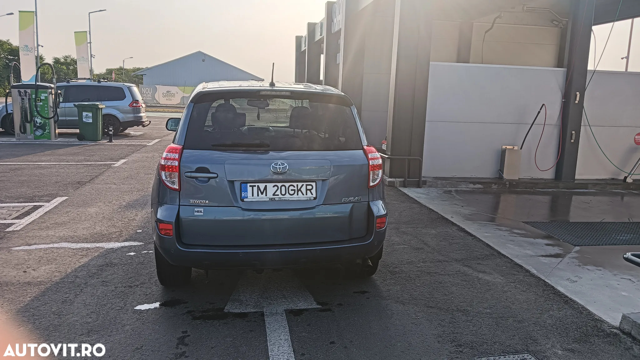 Toyota RAV4 2.2 D-4D 4x4 Comfort - 3