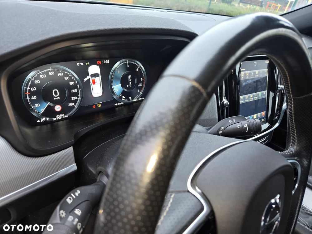 Volvo S90 D4 R-Design - 10