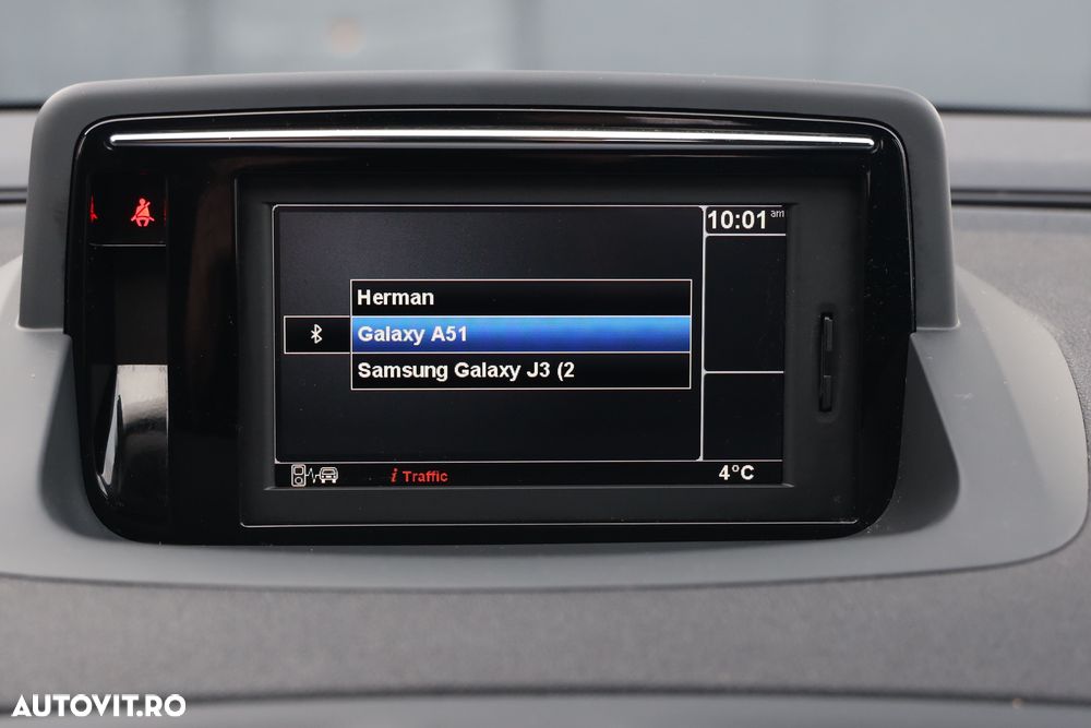 Renault Megane ENERGY dCi 110 Start & Stop Bose Edition - 10