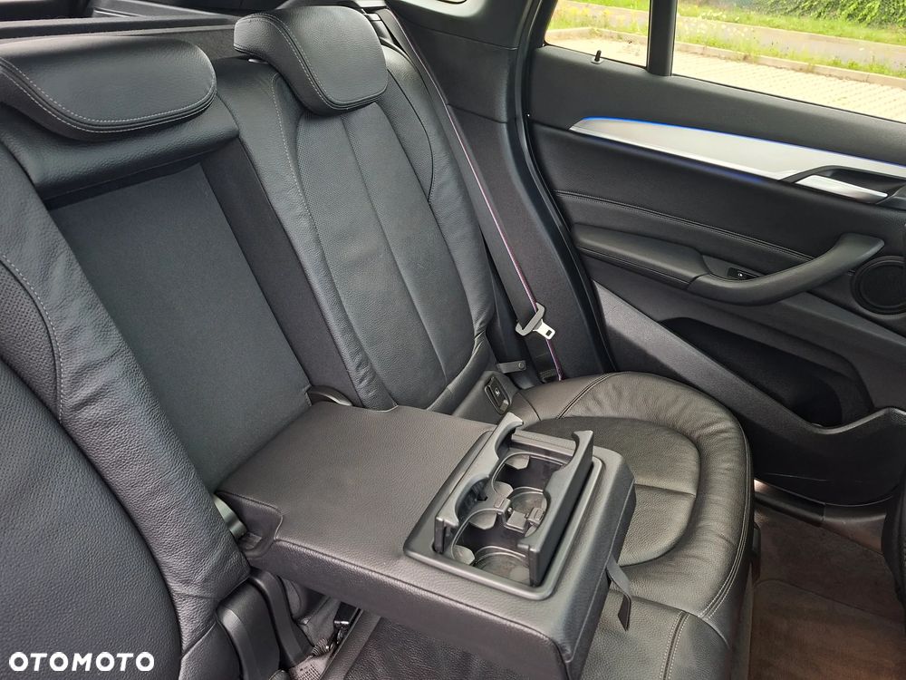 BMW X1 sDrive18d M Sport - 27
