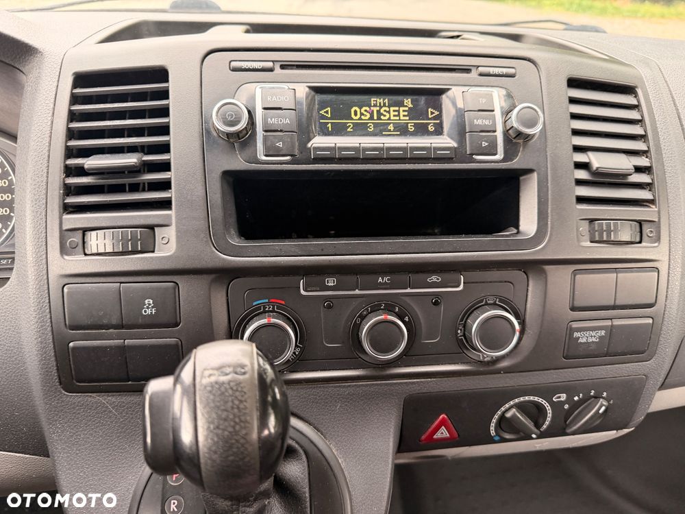 Volkswagen Transporter - 14