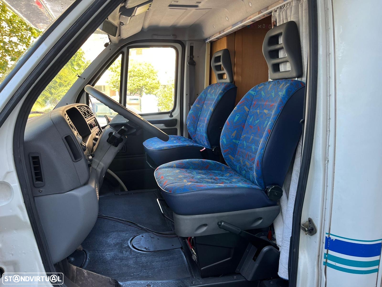 Fiat Ducato 2.8idTD 5 LUGARES - 10